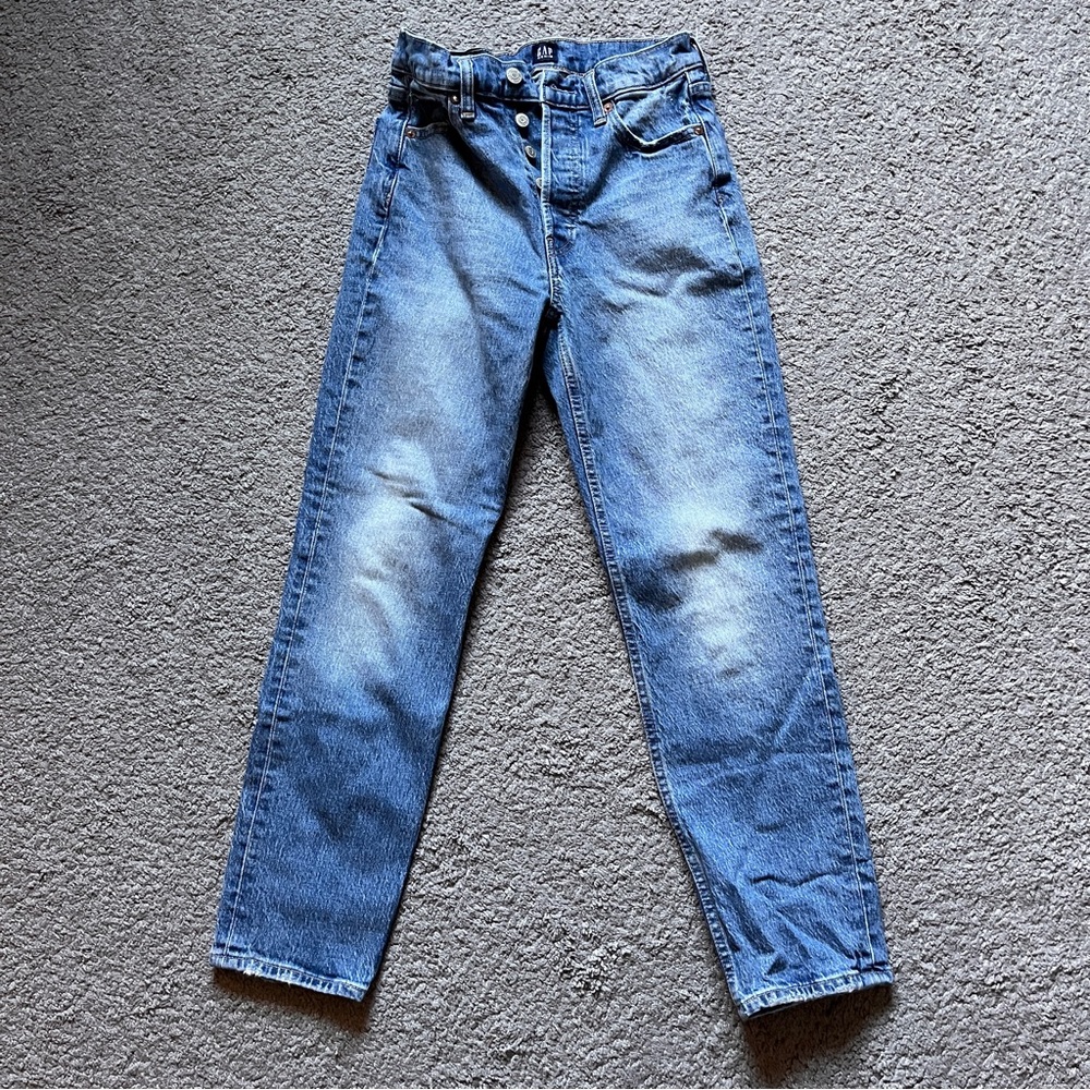 GAP Cheeky Straight Ankle Jean